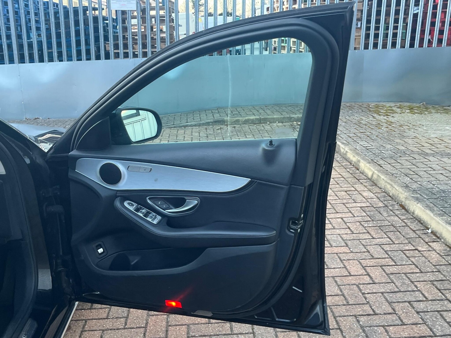 Used Mercedes-Benz C Class 2015 for sale - 77456422: Photo 63