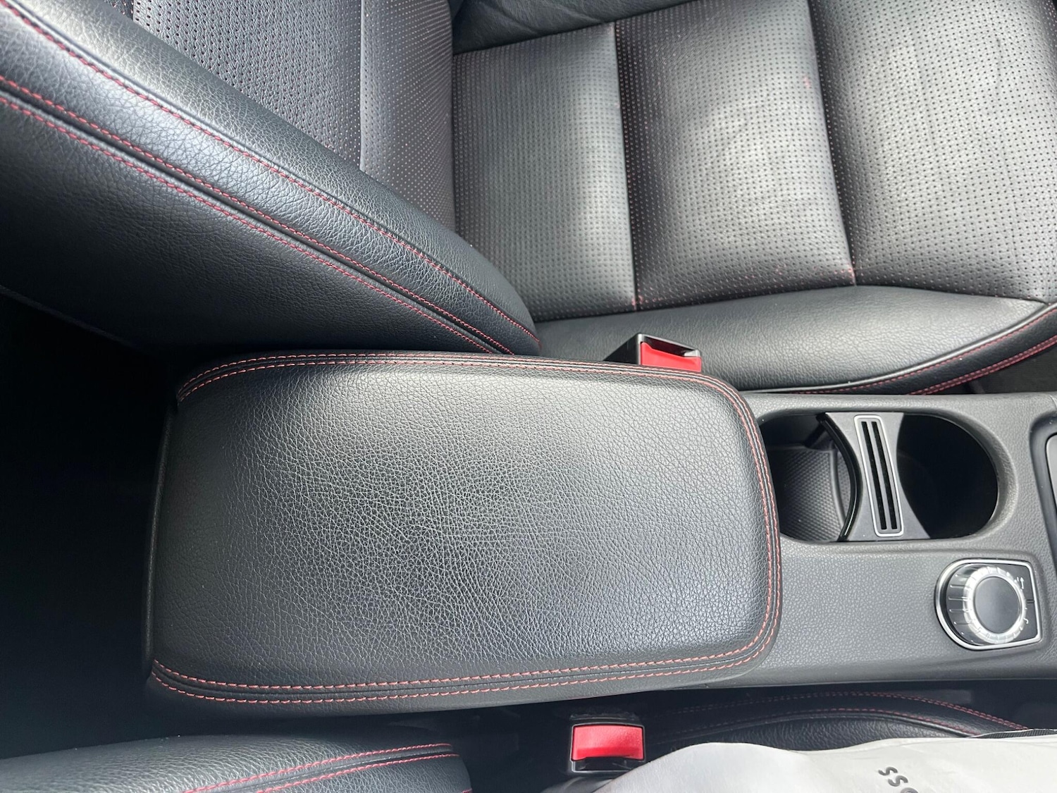 Used Mercedes-Benz CLA 2014 for sale - 76607035: Photo 35