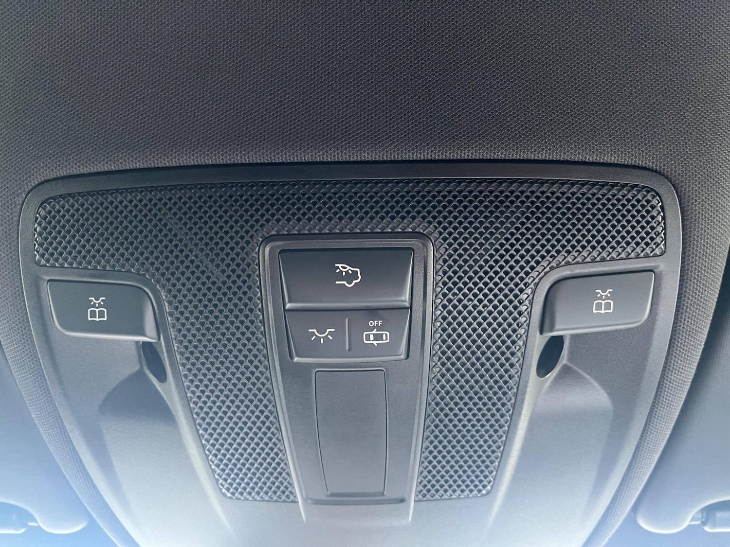 Used Mercedes-Benz CLA 2014 for sale - 76607035: Photo 51