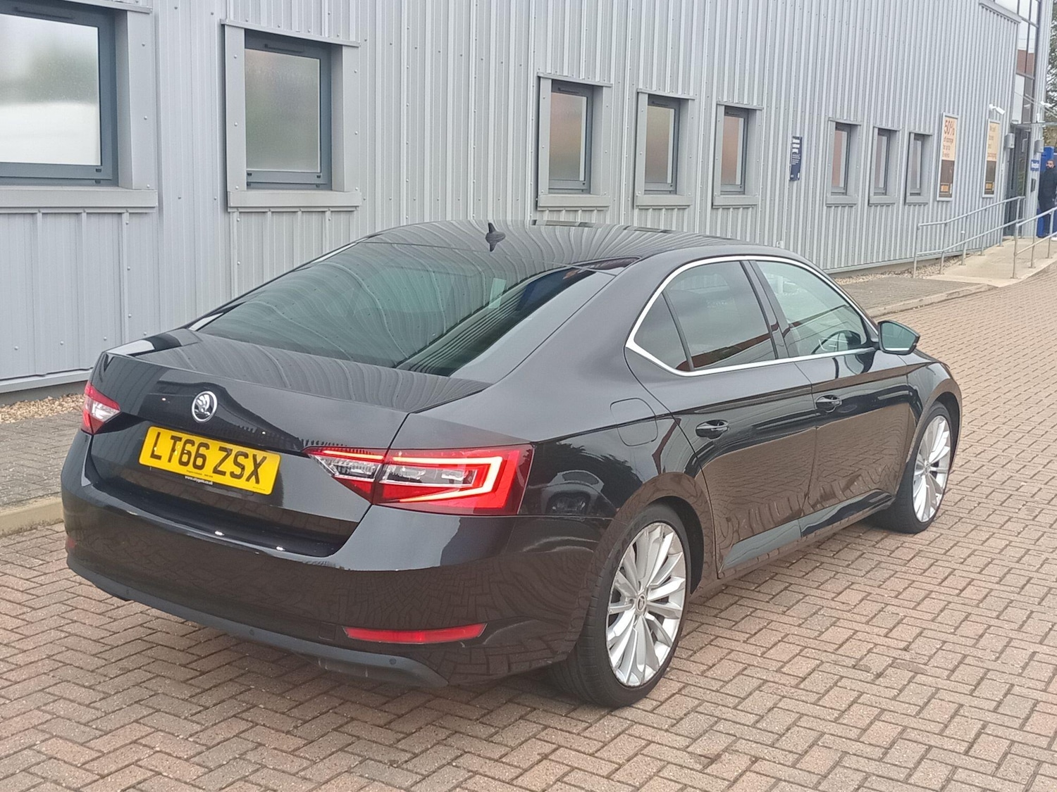 Used Skoda Superb 2016 for sale - 76295761: Photo 17