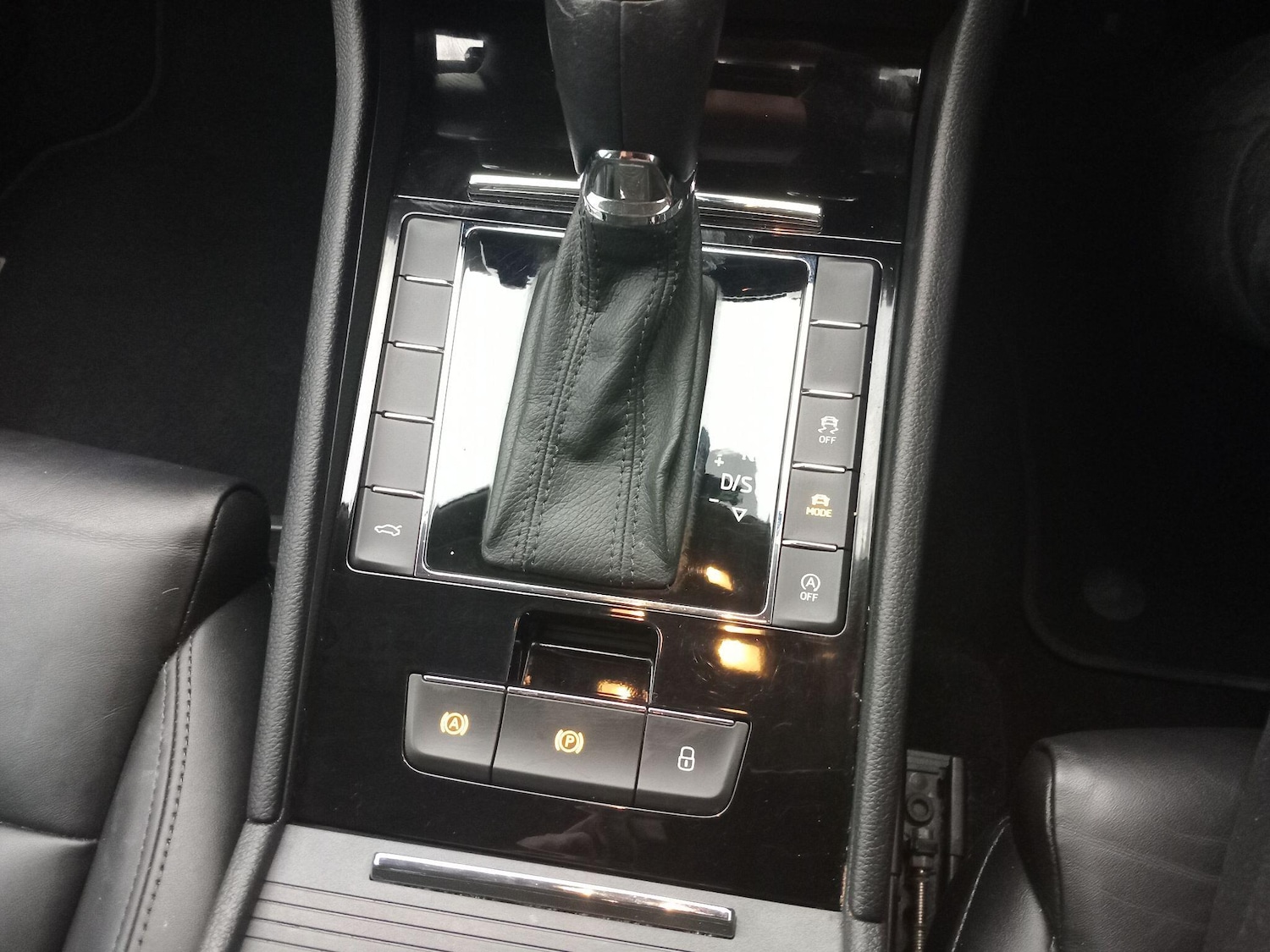 Used Skoda Superb 2016 for sale - 76295761: Photo 23