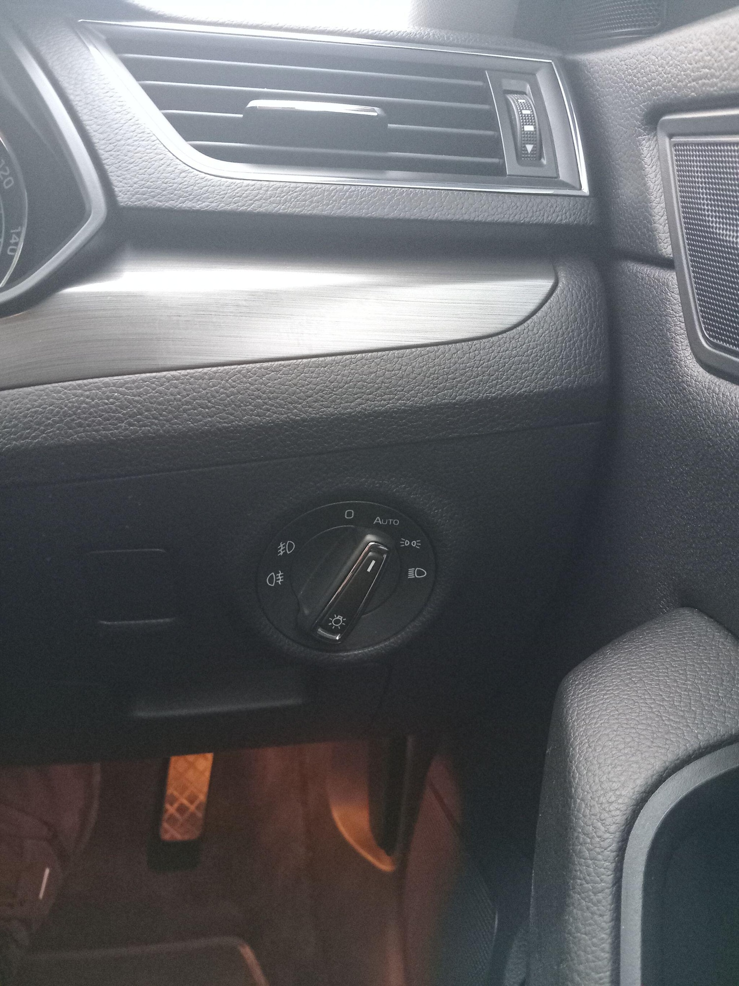 Used Skoda Superb 2016 for sale - 76295761: Photo 32