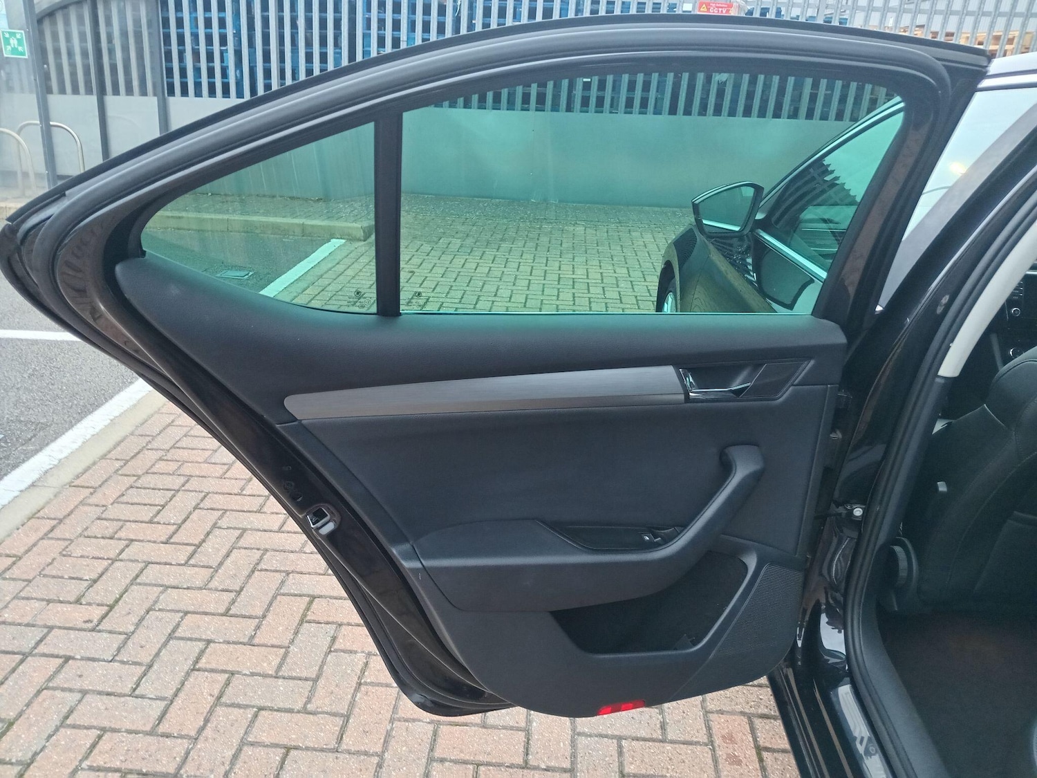 Used Skoda Superb 2016 for sale - 76295761: Photo 36