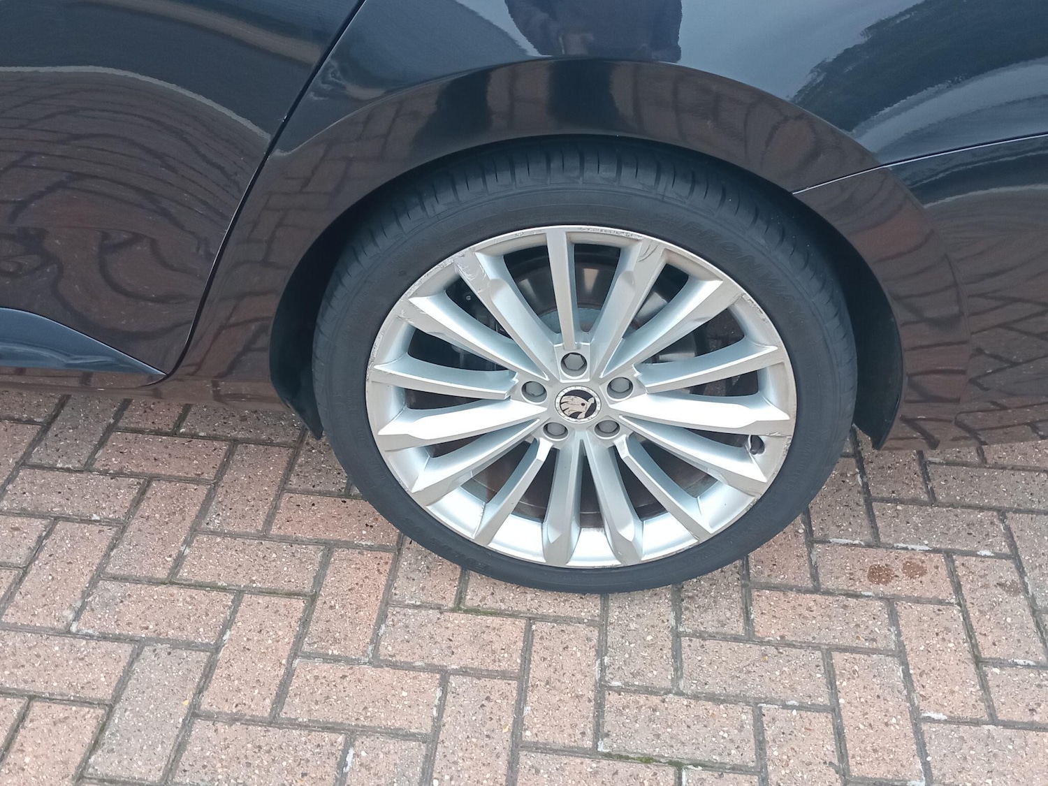 Used Skoda Superb 2016 for sale - 76295761: Photo 40