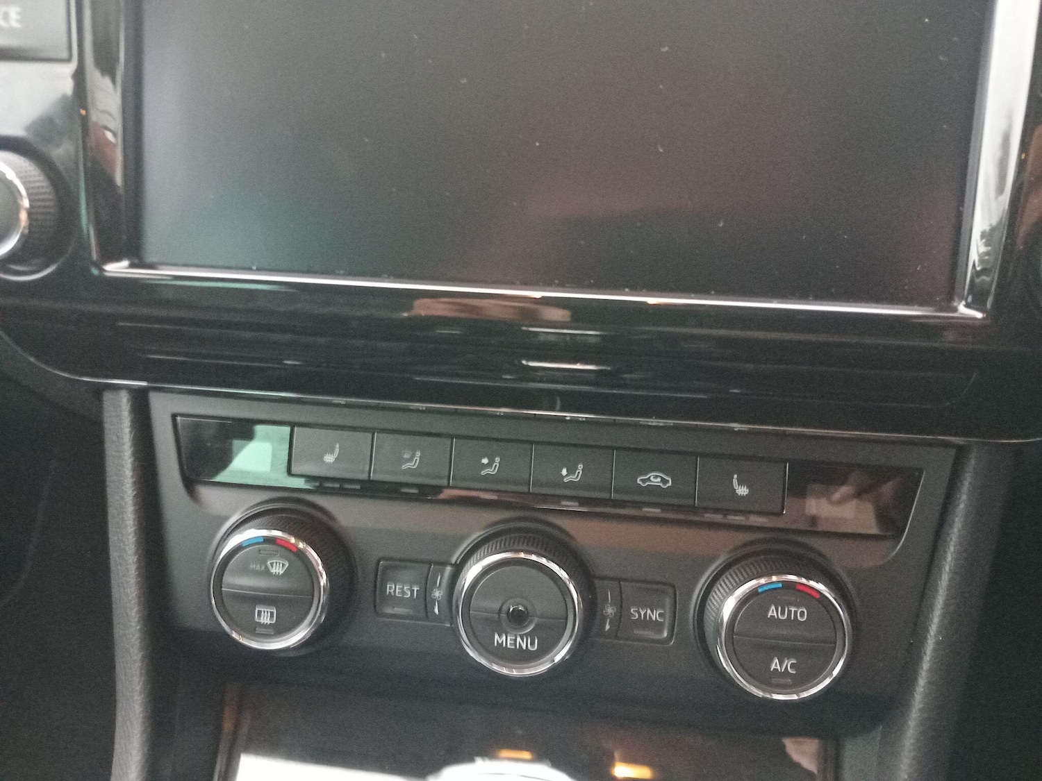 Used Skoda Superb 2016 for sale - 76295761: Photo 44