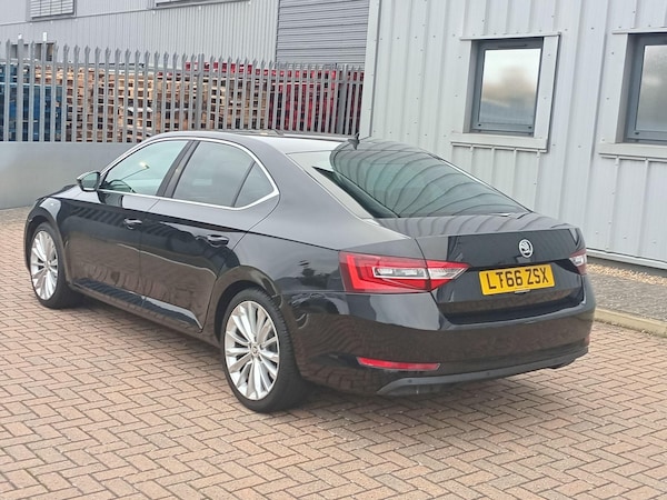 Used Skoda Superb 2016 for sale - 76295761: Photo 4