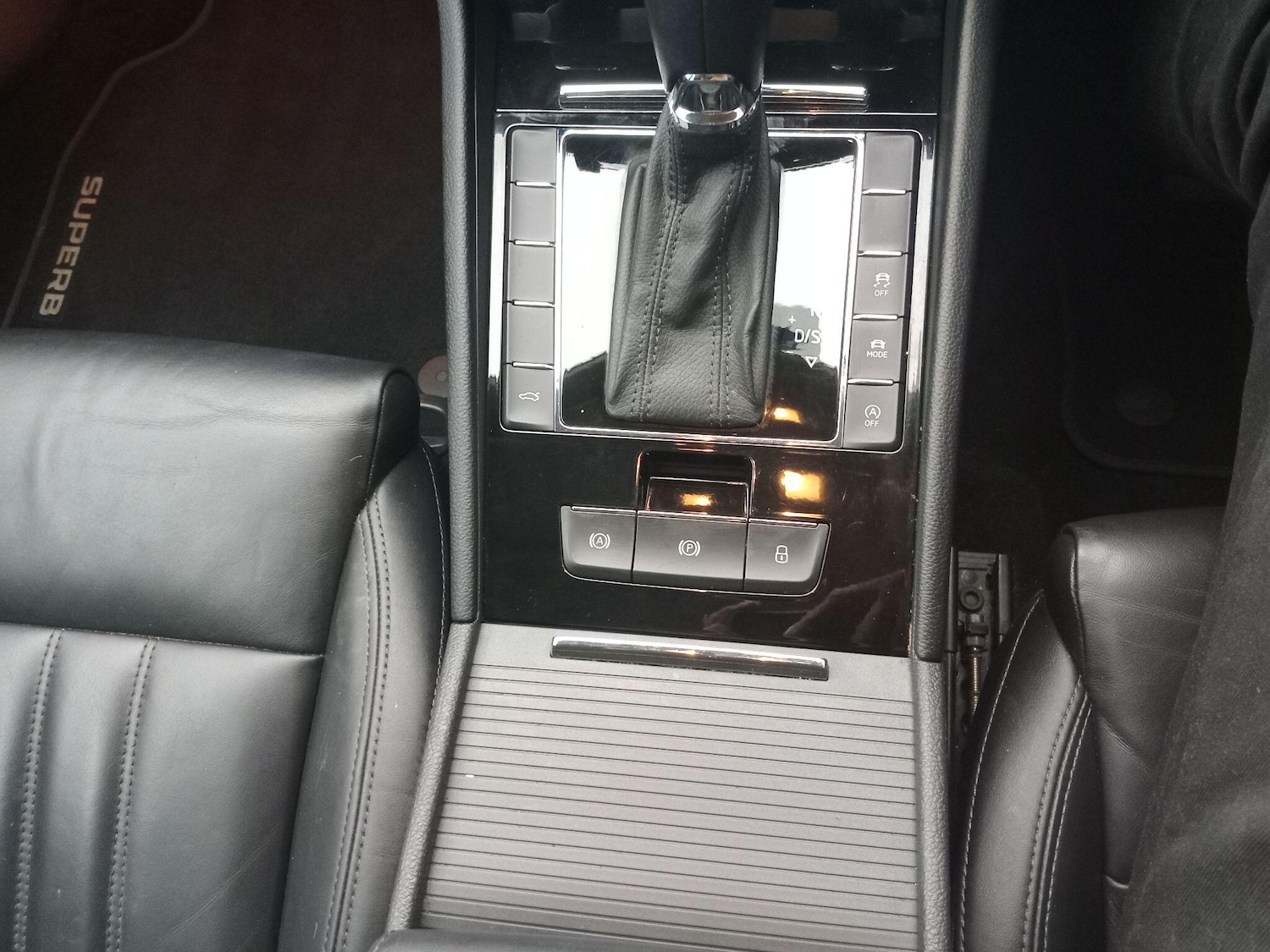 Used Skoda Superb 2016 for sale - 76295761: Photo 54