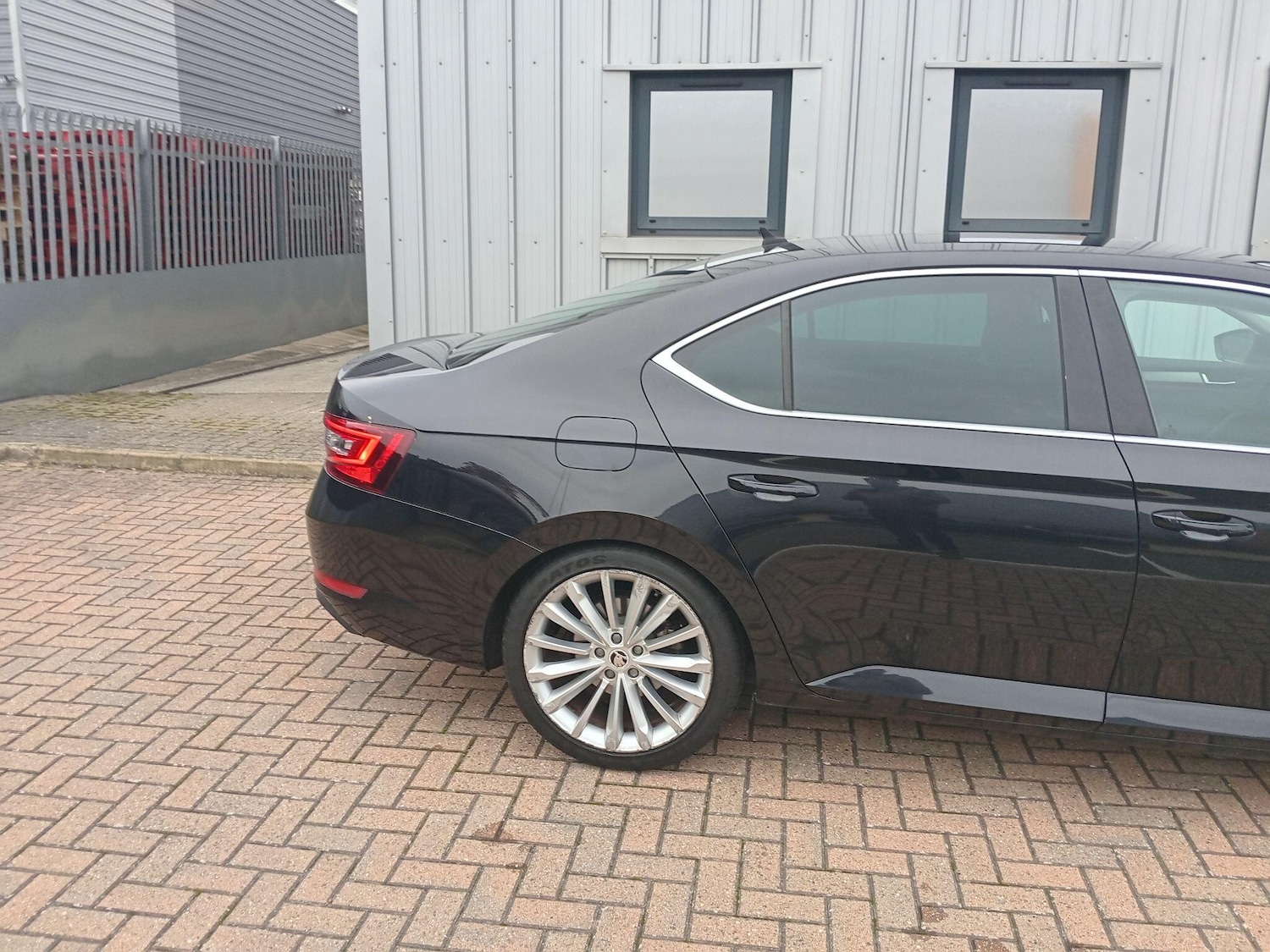 Used Skoda Superb 2016 for sale - 76295761: Photo 9