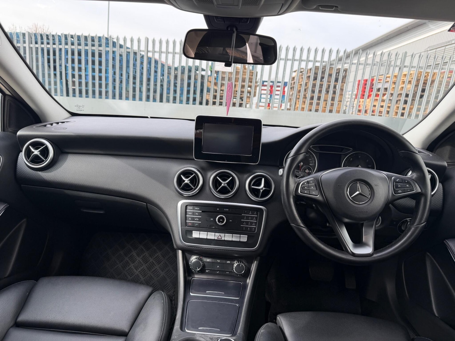 Used Mercedes-Benz A-Class 2016 for sale - 77982352: Photo 19
