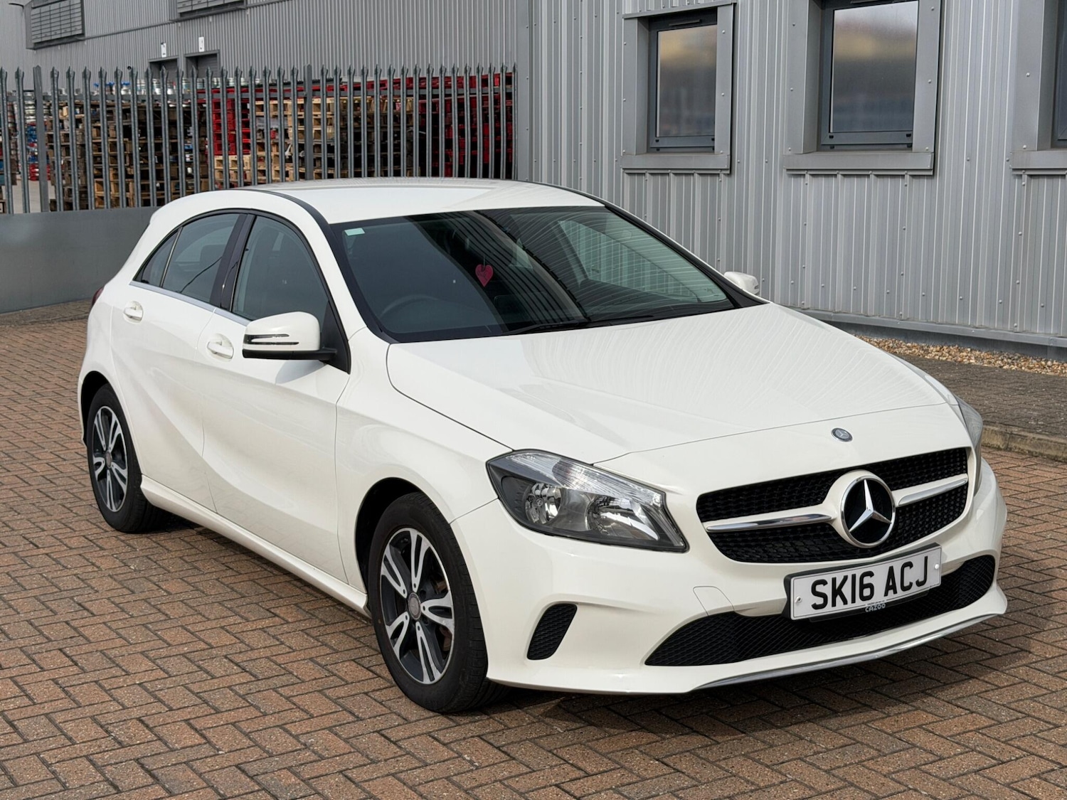 Used Mercedes-Benz A-Class 2016 for sale - 77982352: Photo 6