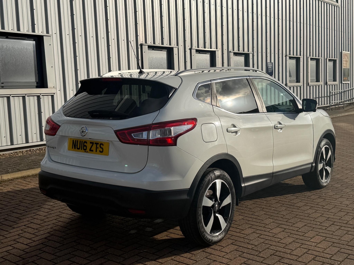 Used Nissan Qashqai 2016 for sale - 76899121: Photo 11
