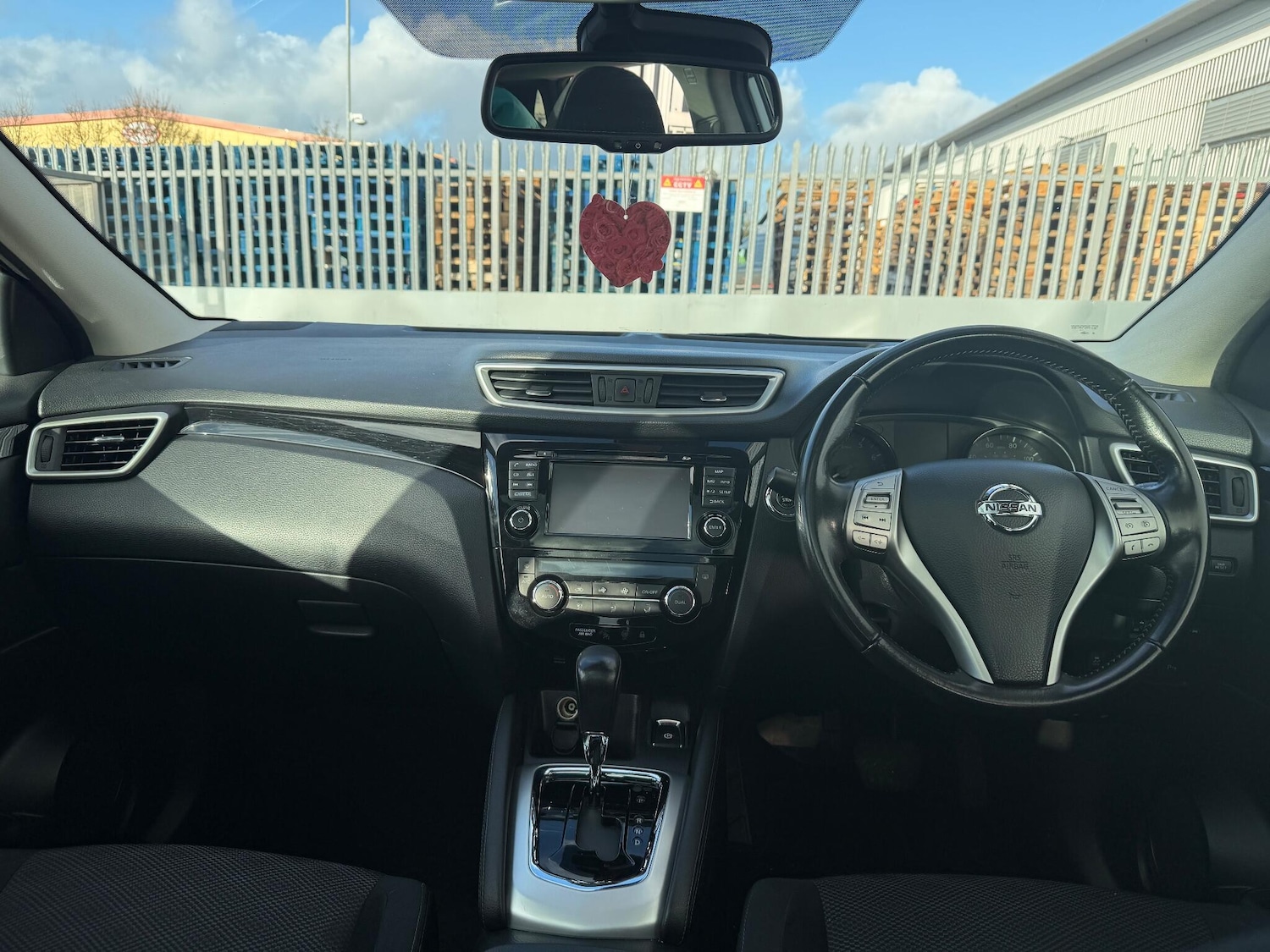 Used Nissan Qashqai 2016 for sale - 76899121: Photo 13