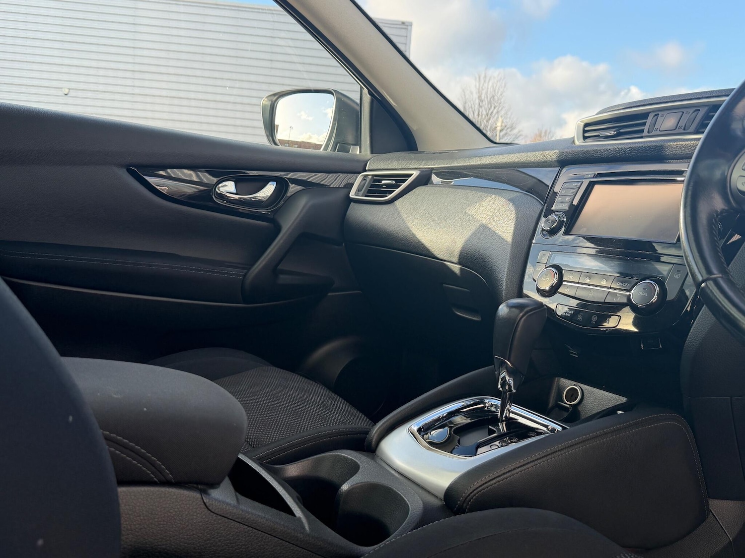 Used Nissan Qashqai 2016 for sale - 76899121: Photo 15