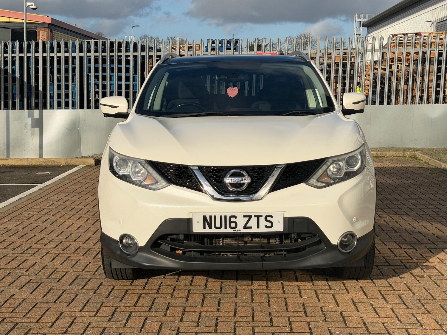 Used Nissan Qashqai 2016 for sale - 76899121: Photo 8