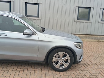 Used Mercedes-Benz GLC 2016 for sale - 76270798: Photo 3