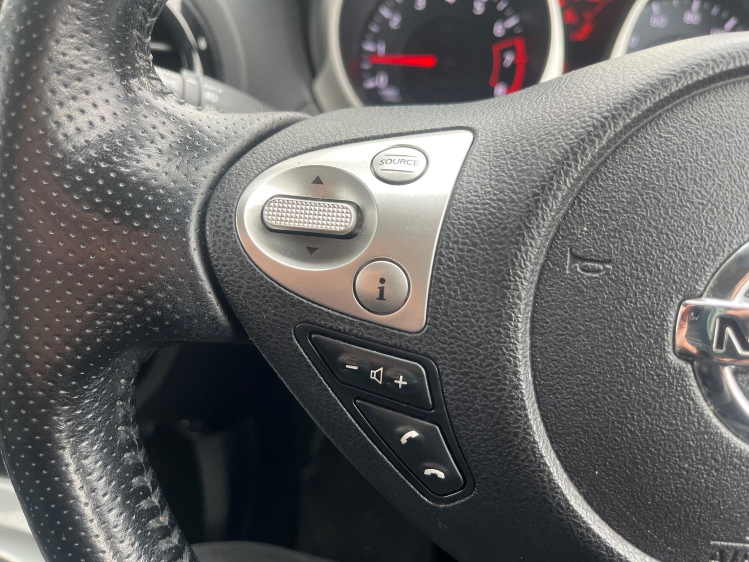 Used Nissan Juke 2013 for sale - 77320371: Photo 50