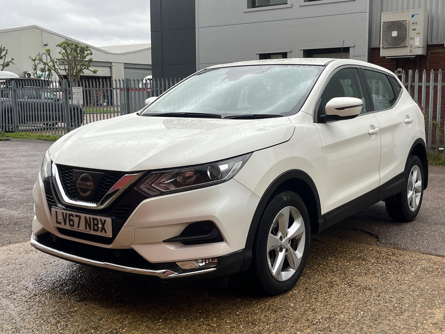 Used Nissan Qashqai 2017 for sale - 76433257: Photo 15