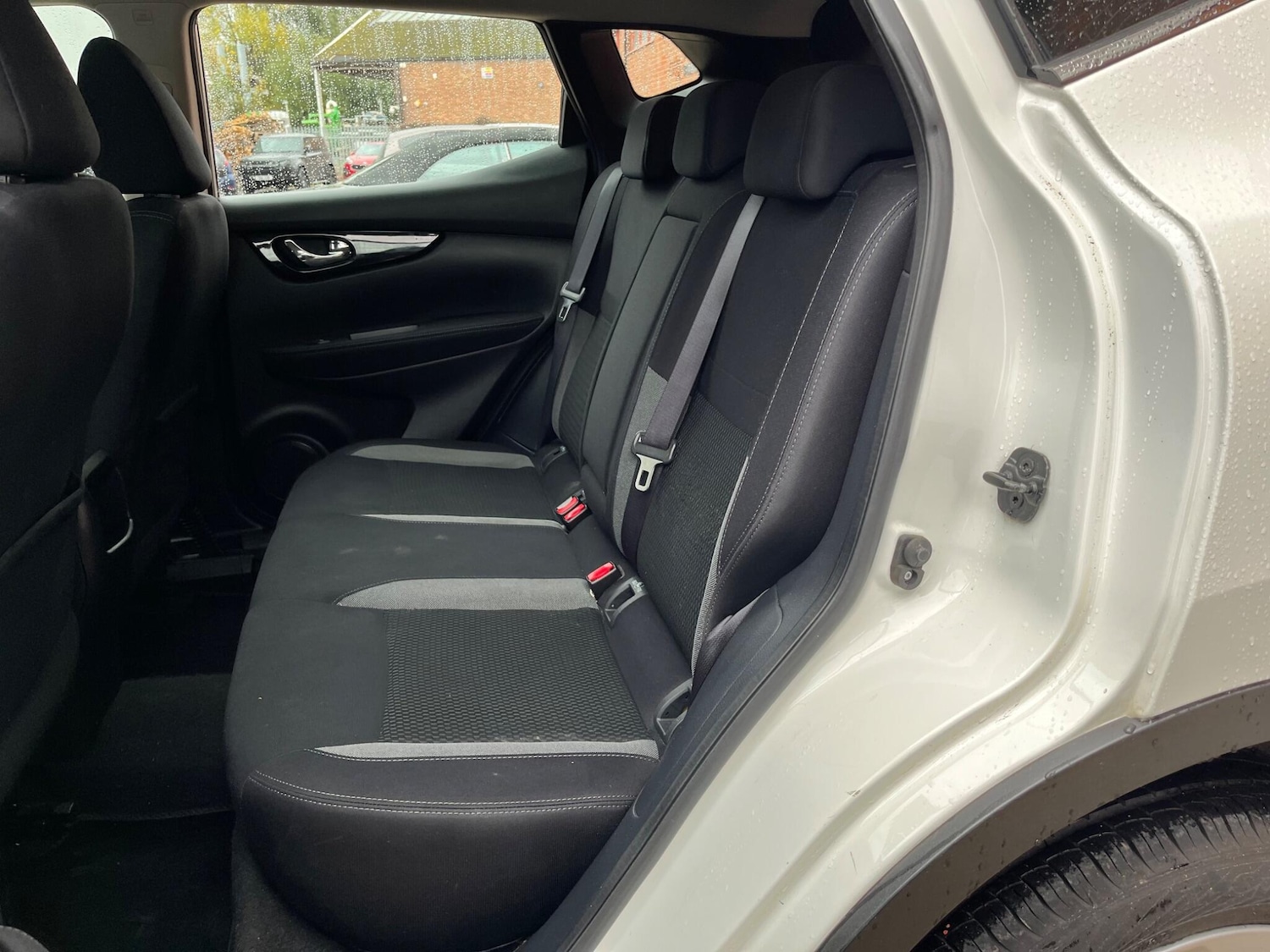 Used Nissan Qashqai 2017 for sale - 76433257: Photo 36