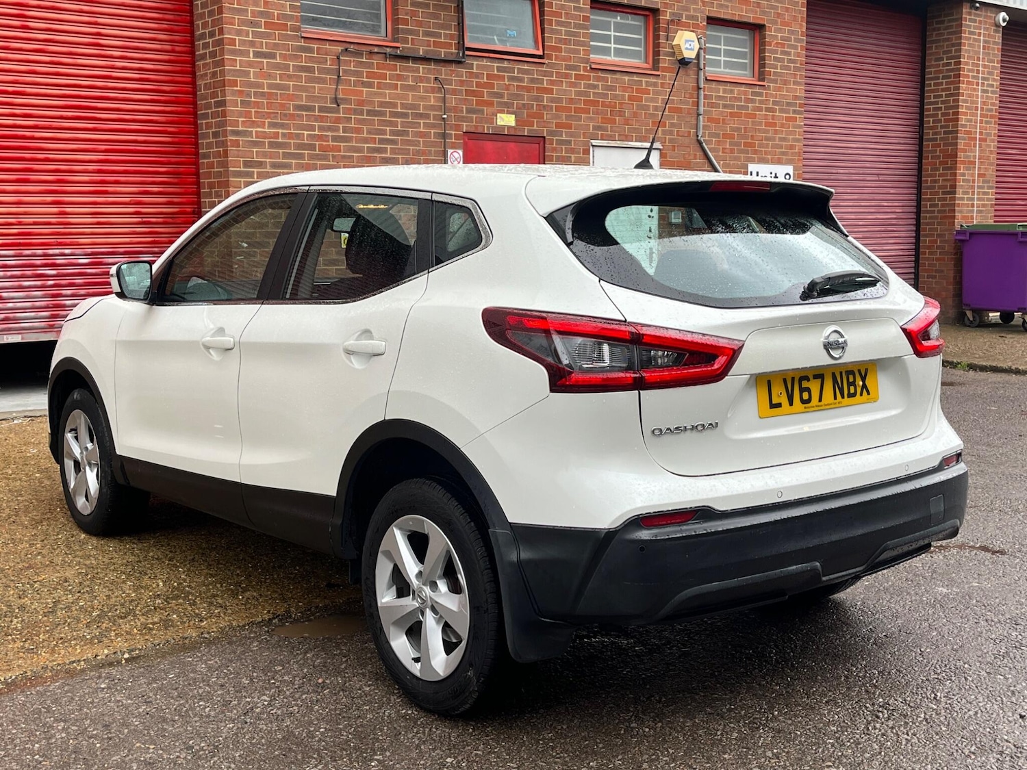 Used Nissan Qashqai 2017 for sale - 76433257: Photo 4
