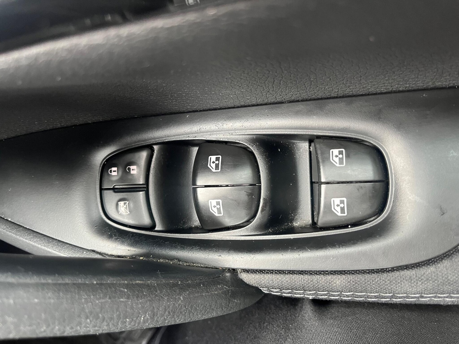 Used Nissan Qashqai 2017 for sale - 76433257: Photo 46