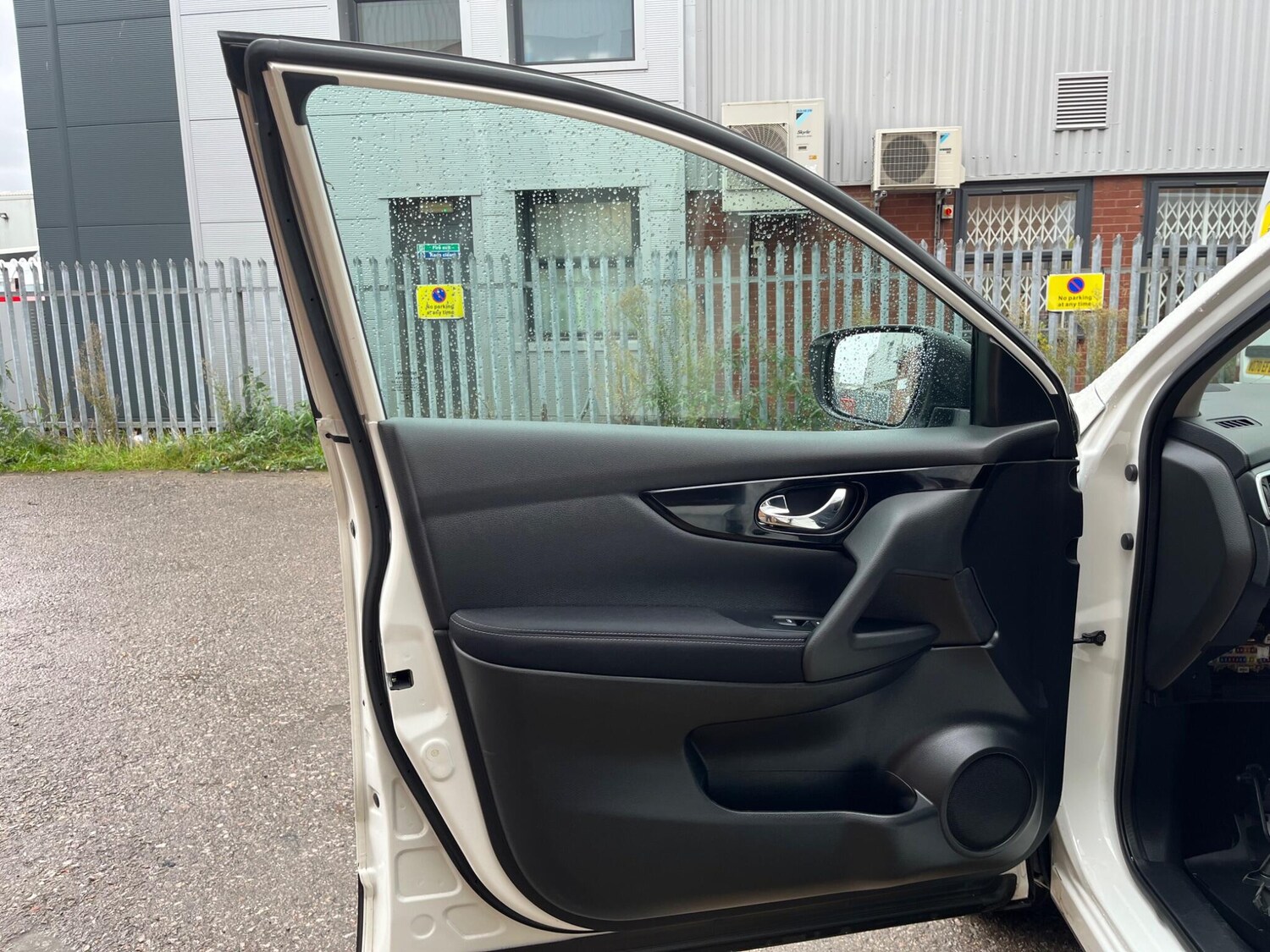 Used Nissan Qashqai 2017 for sale - 76433257: Photo 53