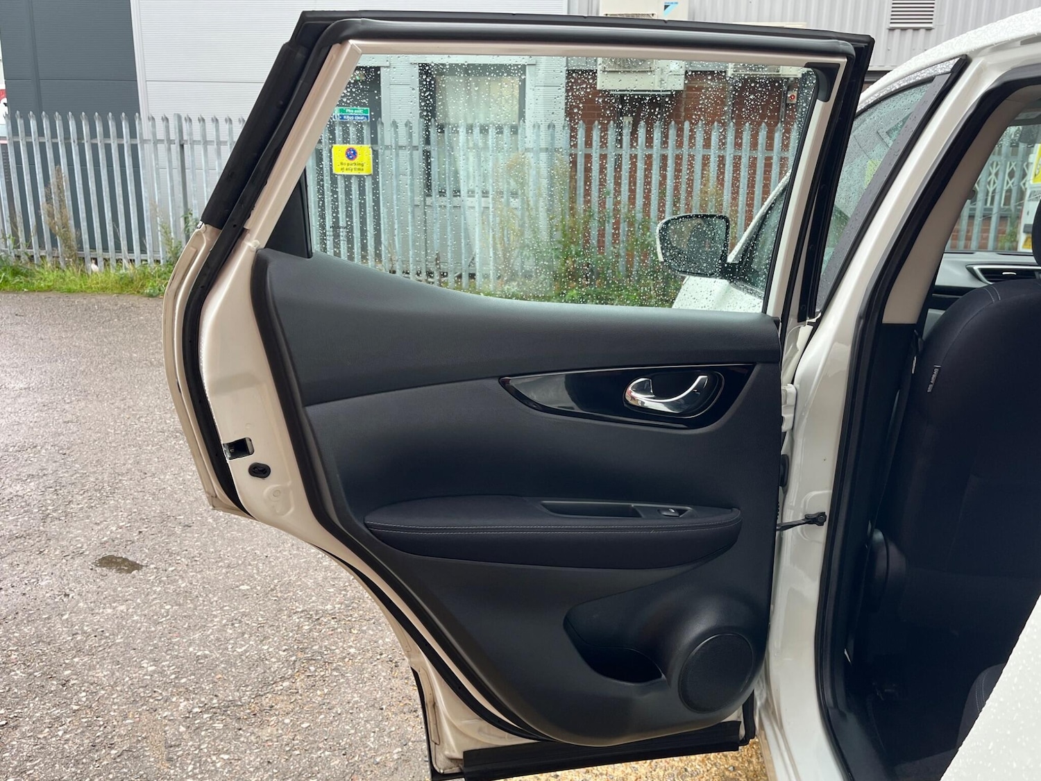 Used Nissan Qashqai 2017 for sale - 76433257: Photo 54