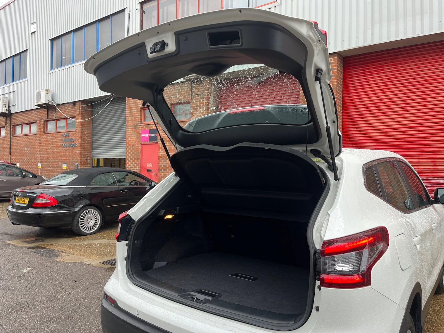 Used Nissan Qashqai 2017 for sale - 76433257: Photo 76