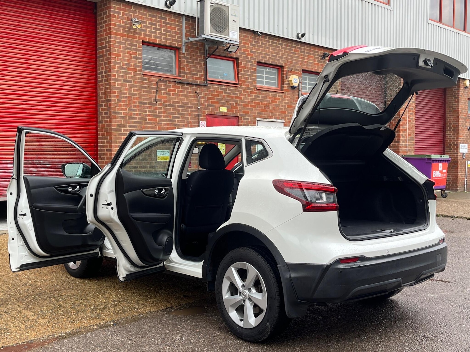 Used Nissan Qashqai 2017 for sale - 76433257: Photo 98