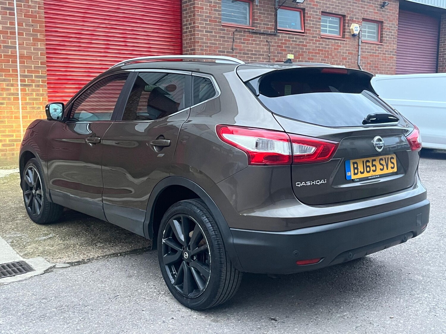 Used Nissan Qashqai 2015 for sale - 76596918: Photo 16