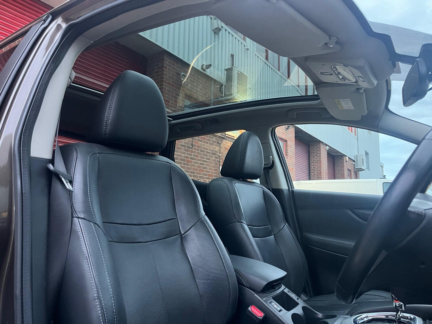 Used Nissan Qashqai 2015 for sale - 76596918: Photo 39