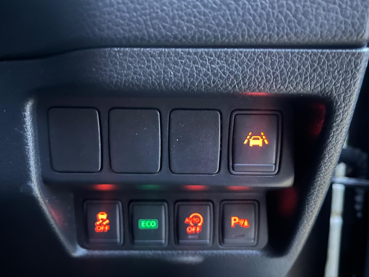 Used Nissan Qashqai 2015 for sale - 76596918: Photo 54