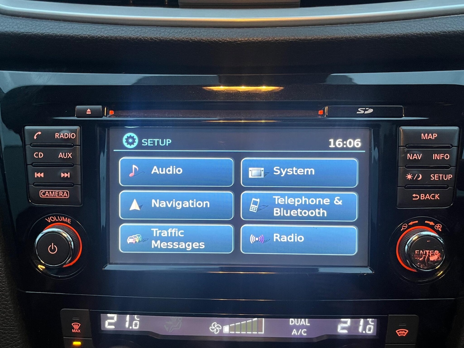 Used Nissan Qashqai 2015 for sale - 76596918: Photo 73