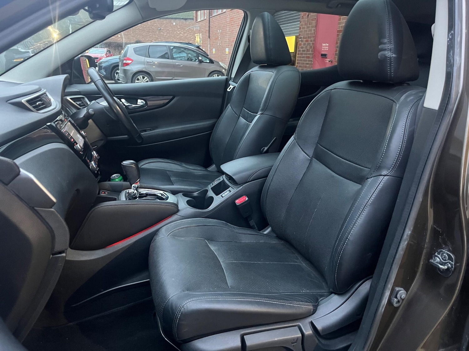 Used Nissan Qashqai 2015 for sale - 76596918: Photo 85