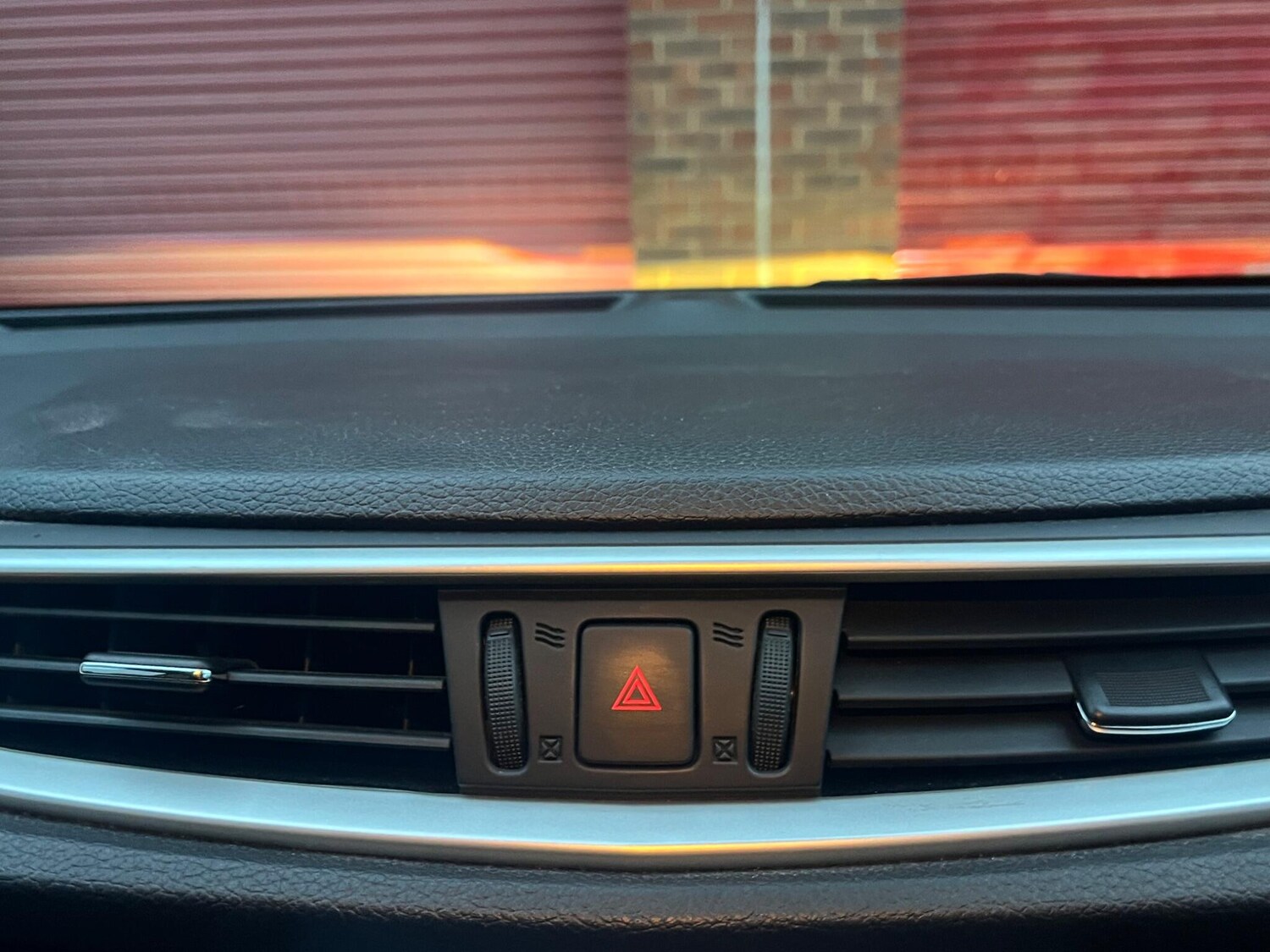 Used Nissan Qashqai 2015 for sale - 76596918: Photo 93