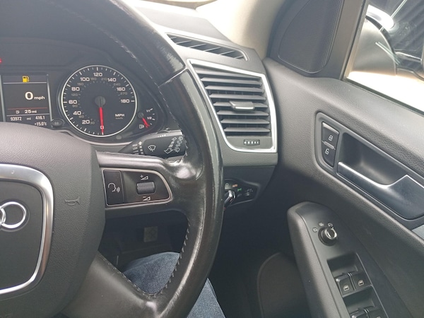 Used Audi Q5 2011 for sale - 76215101: Photo 41