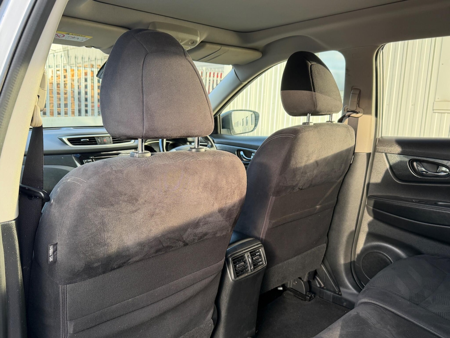 Used Nissan X-Trail 2015 for sale - 76633089: Photo 28