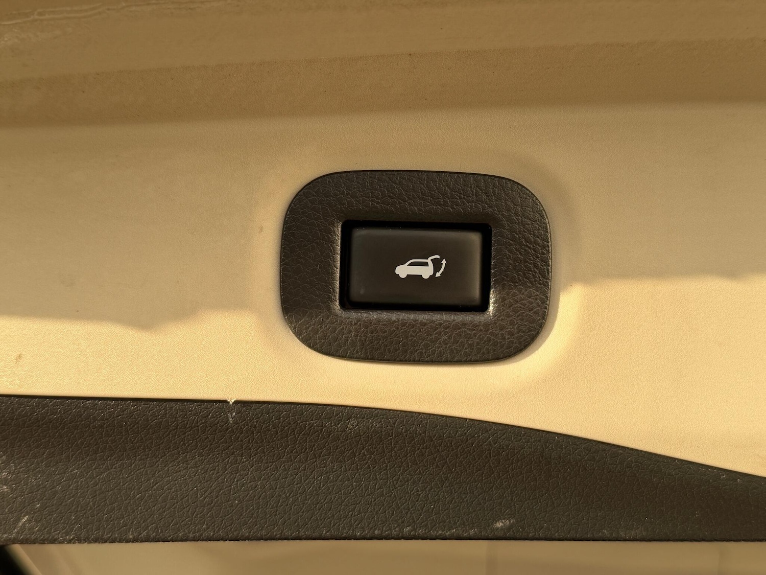 Used Nissan X-Trail 2015 for sale - 76633089: Photo 31