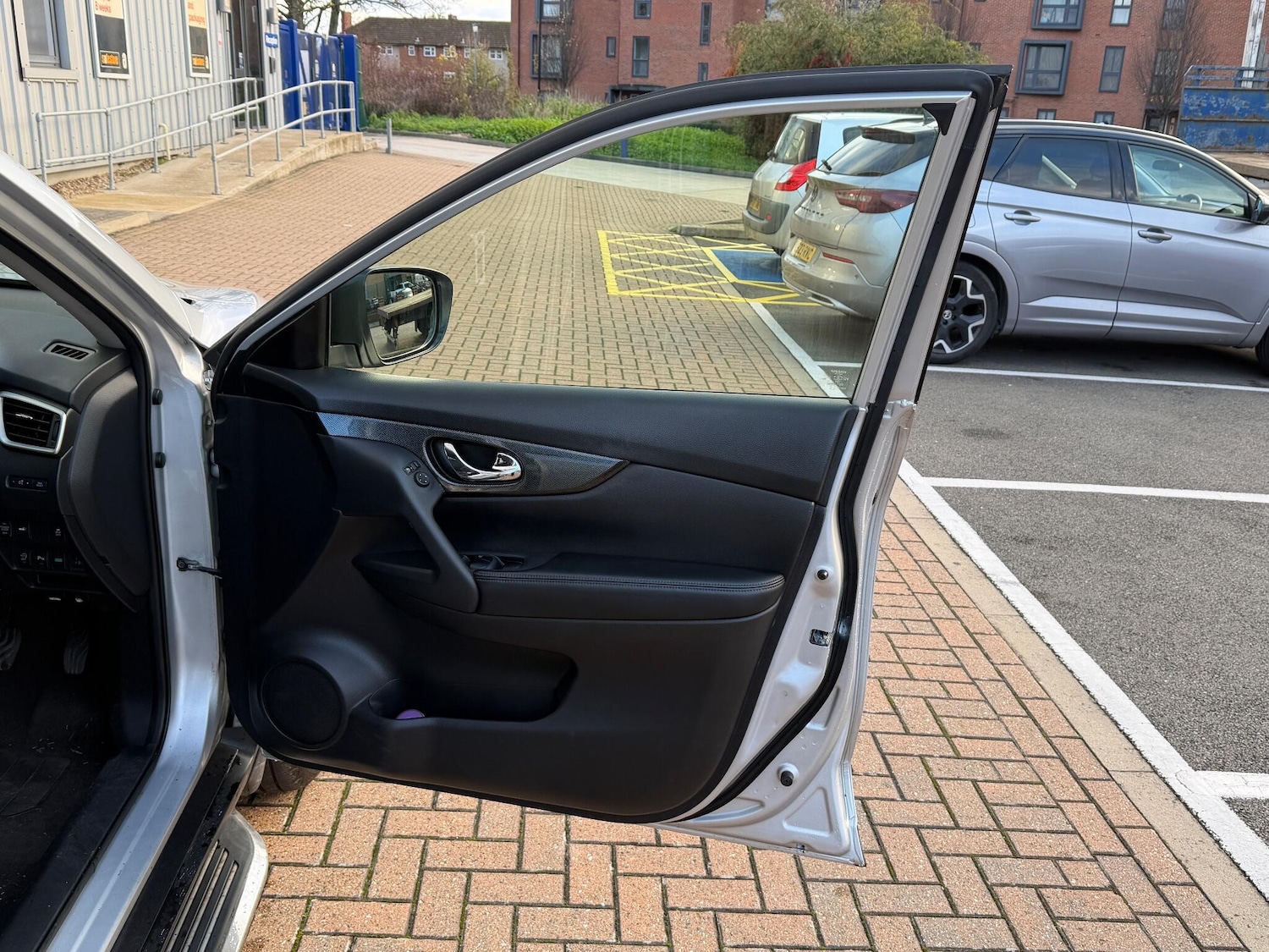 Used Nissan X-Trail 2015 for sale - 76633089: Photo 40