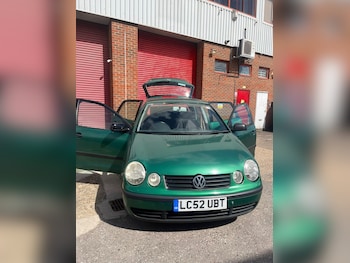 Used Volkswagen Polo 2002 for sale - 75539602: Photo