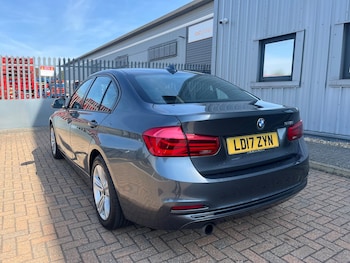 Used BMW 3 Series 2017 for sale - 79532342: Photo