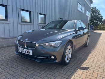 Used BMW 3 Series 2017 for sale - 79532342: Photo