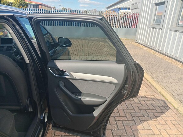 Used Audi Q3 2014 for sale - 76151419: Photo 32