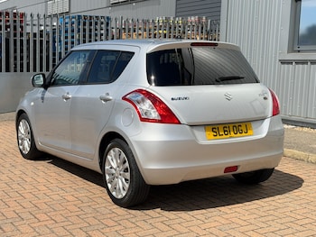 Used Suzuki Swift 2011 for sale - 79145126: Photo