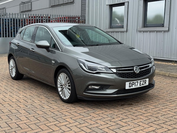 Used Vauxhall Astra 2017 for sale - 75071191: Photo 1