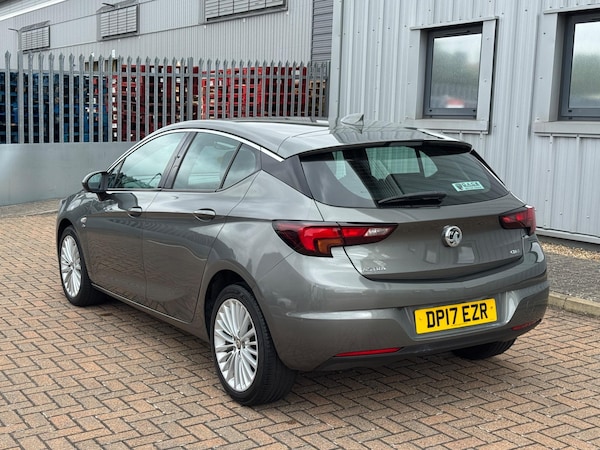 Used Vauxhall Astra 2017 for sale - 75071191: Photo 4