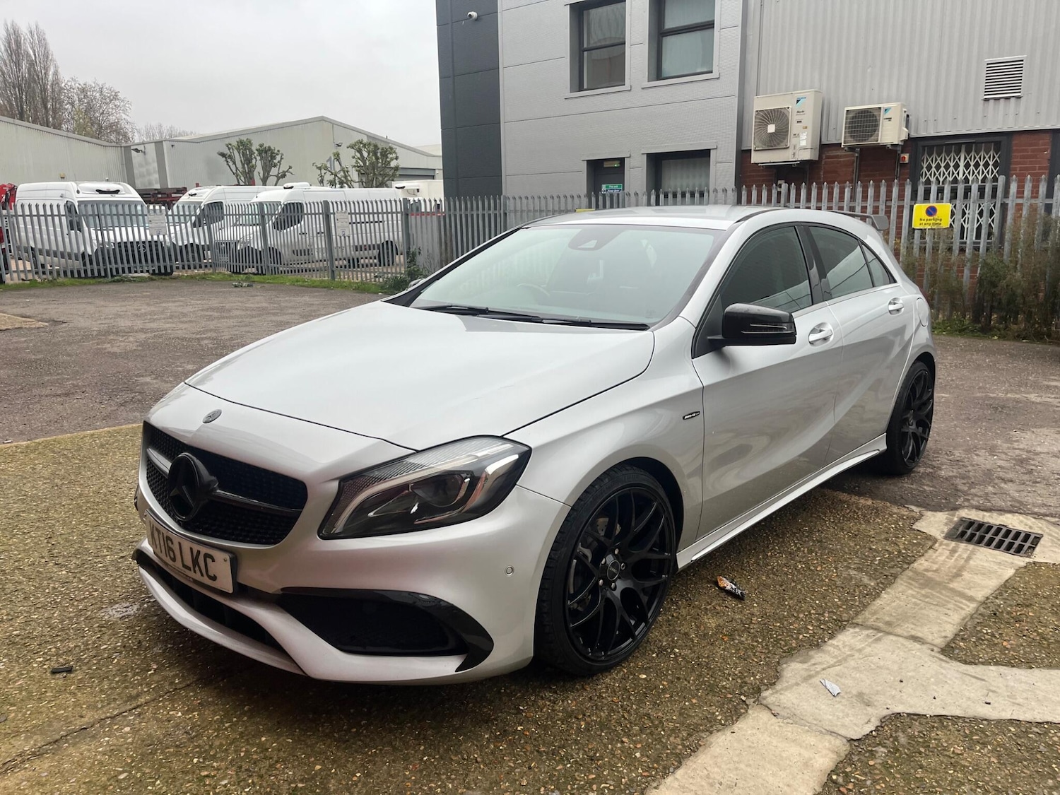 Used Mercedes-Benz A-Class 2016 for sale - 76596957: Photo 12