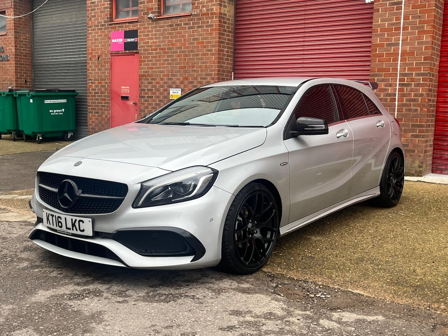 Used Mercedes-Benz A-Class 2016 for sale - 76596957: Photo 3