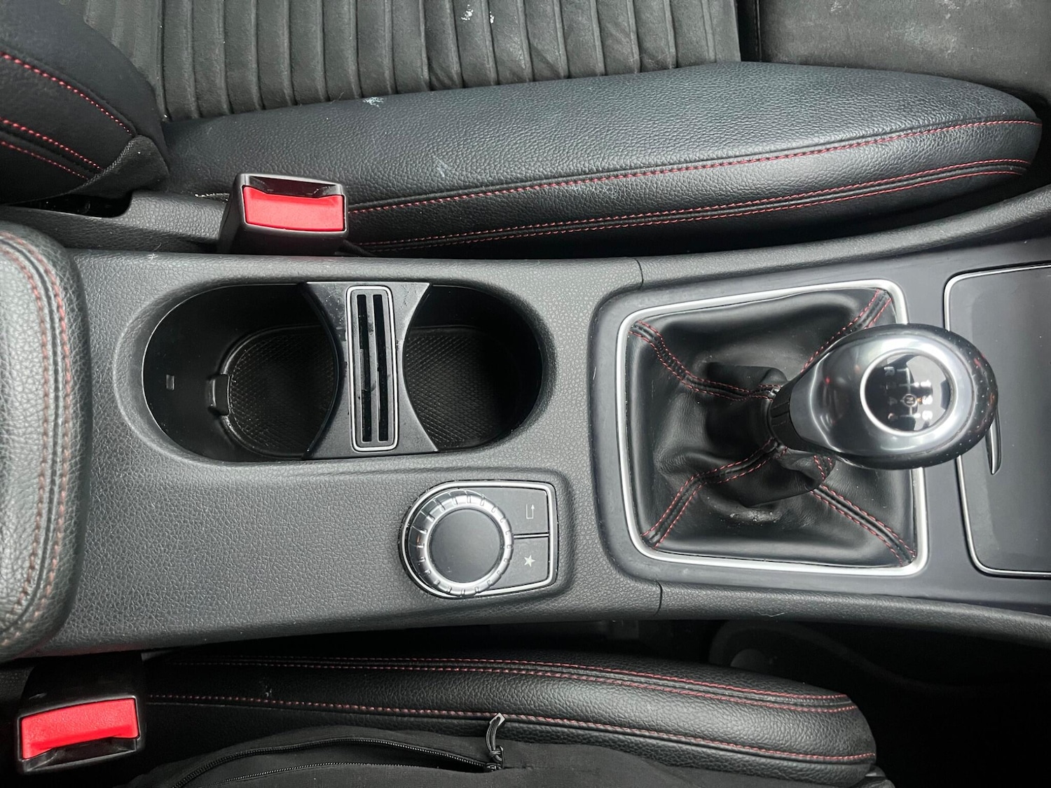 Used Mercedes-Benz A-Class 2016 for sale - 76596957: Photo 32