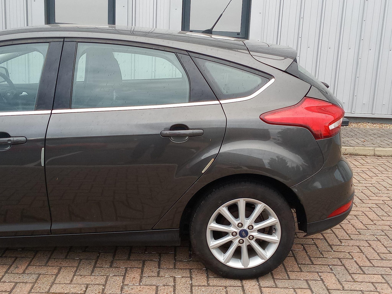 Used Ford Focus 2017 for sale - 76179829: Photo 16