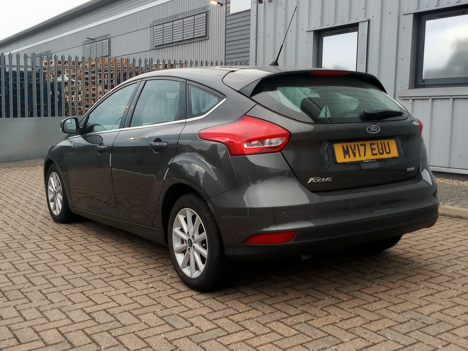 Used Ford Focus 2017 for sale - 76179829: Photo 4